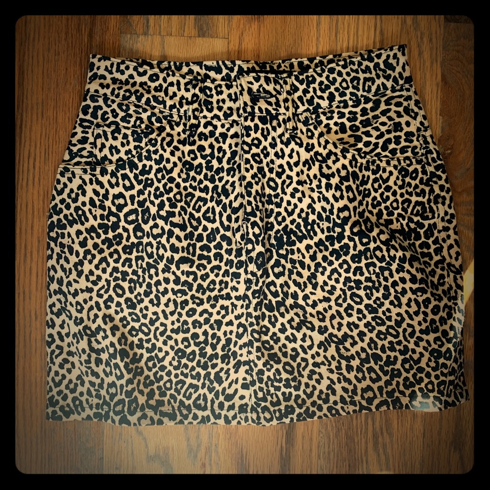 Leopard Print Skirt XS New with Tags